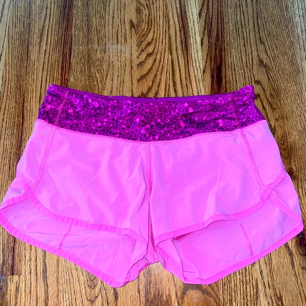 Size 4 Lululemon Speed-up shorts